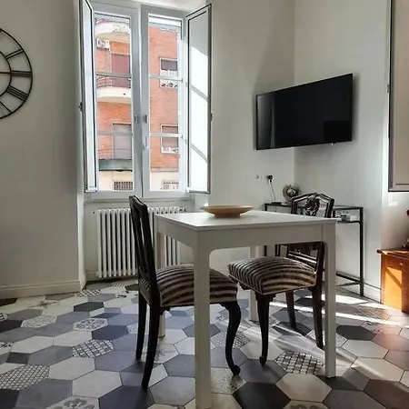 Vatican Joyful House Appartement *
